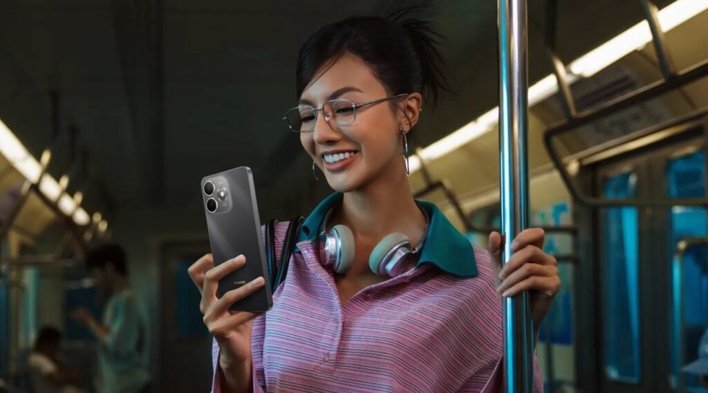 Huawei Enjoy 100 gallery photo 3