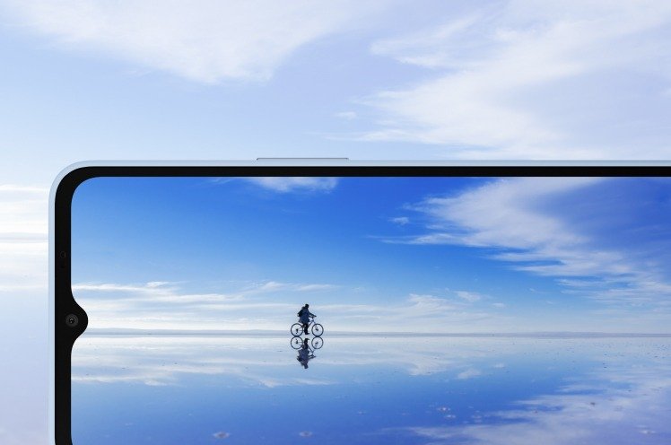 Sharp Aquos wish4 gallery photo 3