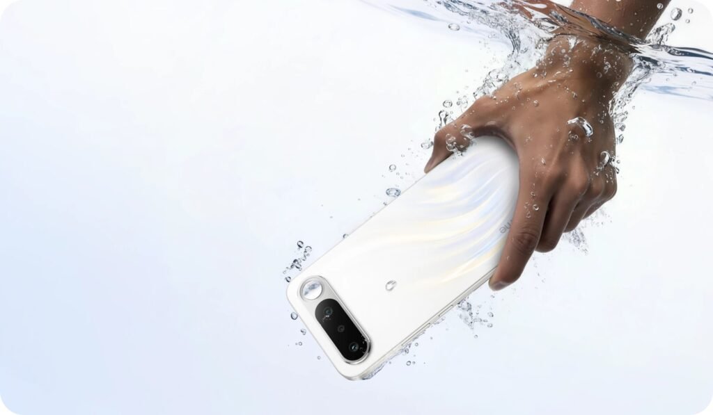 Realme 16 gallery photo 3
