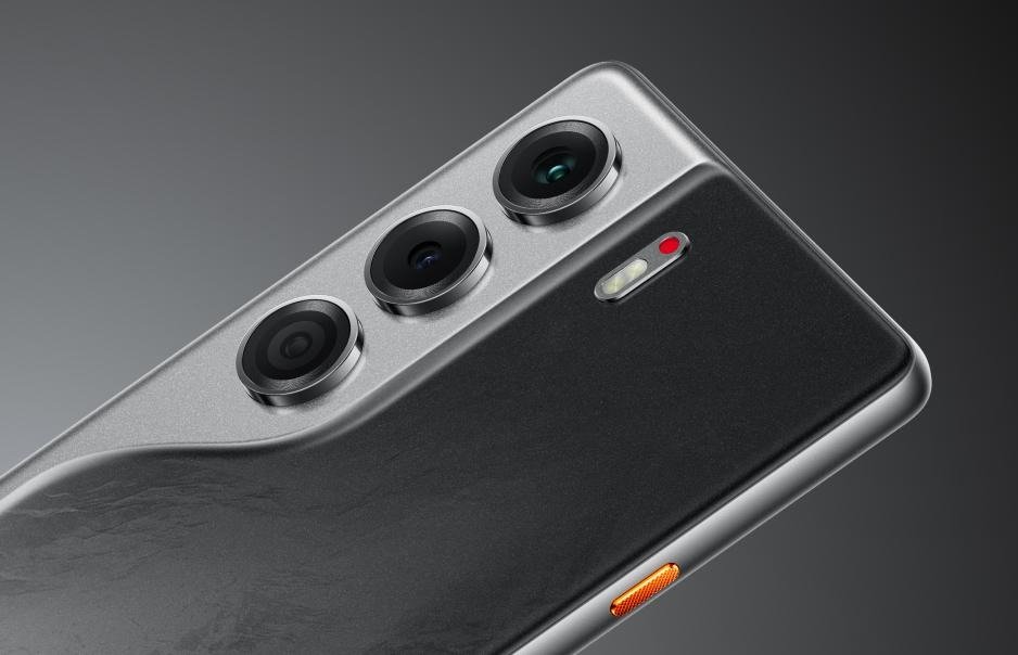 Tecno Camon 40 gallery photo 2