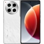 Tecno Camon 30 photo 3